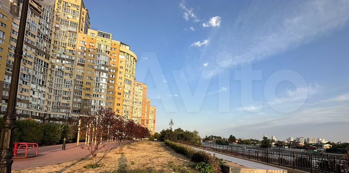 Торговая площадь, 80 м²