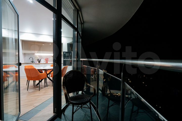 2-к. квартира, 55 м², 14/16 эт.