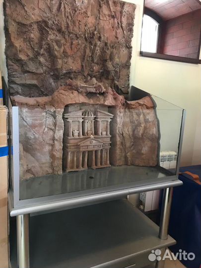 Аквариум с тумбой