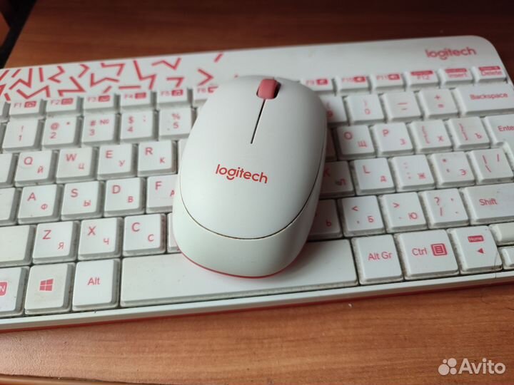 Беспроводная клавиатура и мышь logitech