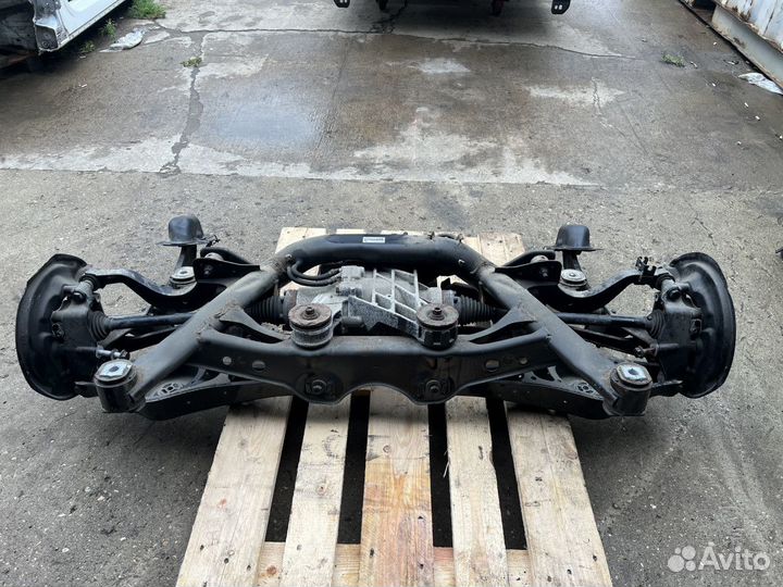 Задний подрамник в сборе Volkswagen Tiguan 1 5N