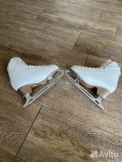 Коньки Edea Overture 215C,Ultima Legacy 8 Lite