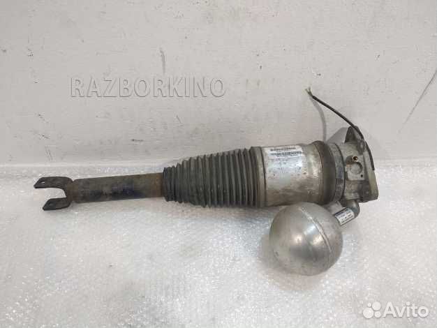 Пневмоамортизатор задний правый