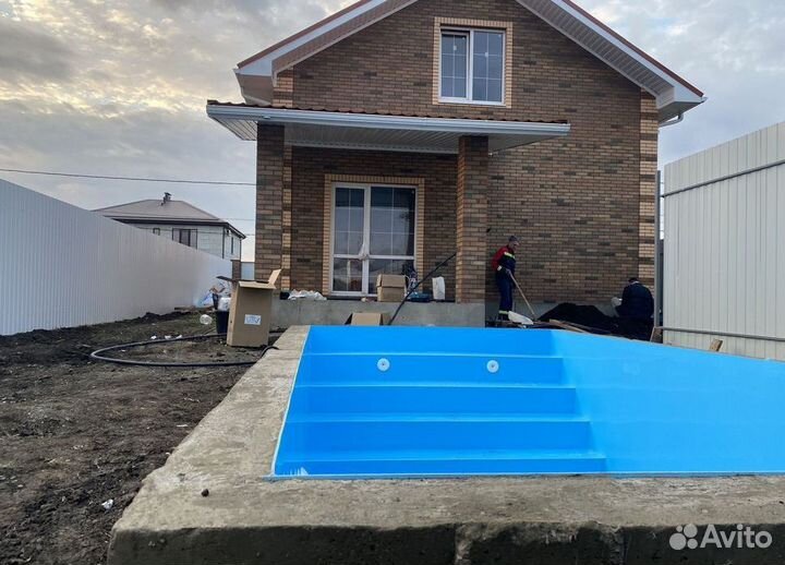 Бассейн чаша с лестницей 4м*3м*1,5м