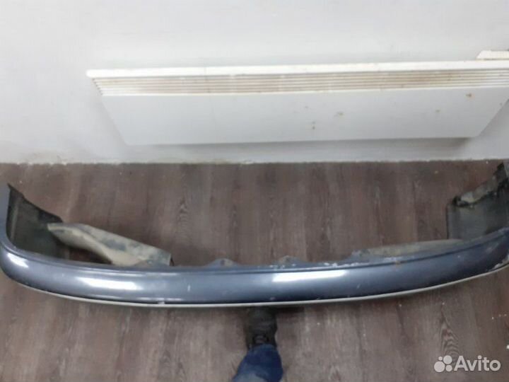 Бампер передний Toyota Hiace