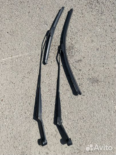 Рычаг стеклоочистителя