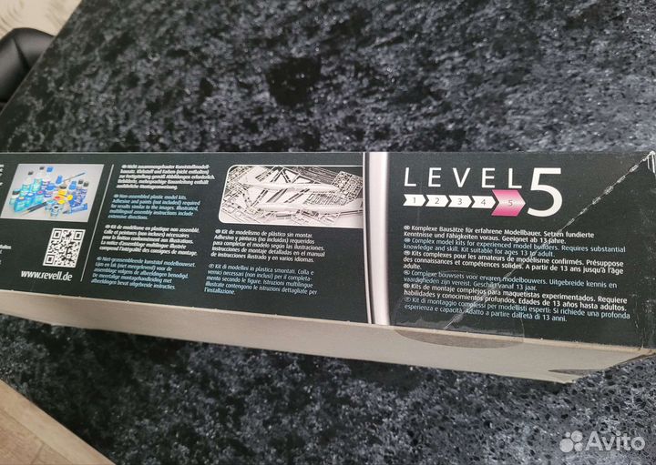 Сборная модель самолета Boeing 747-8