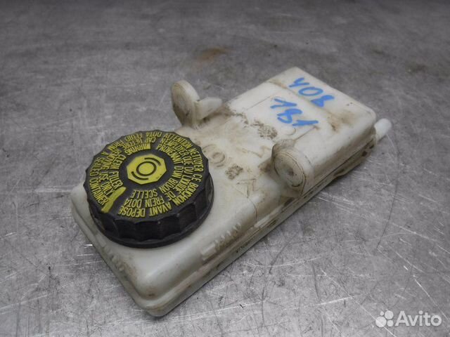 Бачок для тормозной жидкости Peugeot 408 TU5JP4