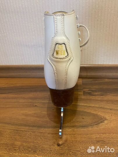 Коньки фигурные детские профессиональные