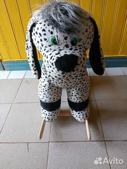 Детская игрушка качалка