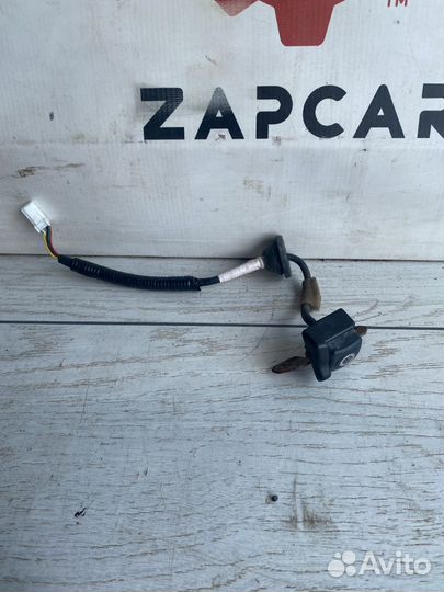 Nissan Patrol Y62 Камера заднего вида