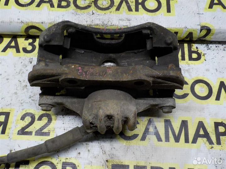 Суппорт передний правый Peugeot 308 2007-2013