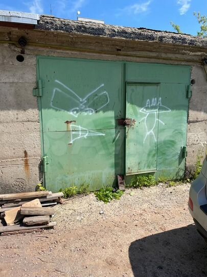 Гараж, > 30 м²