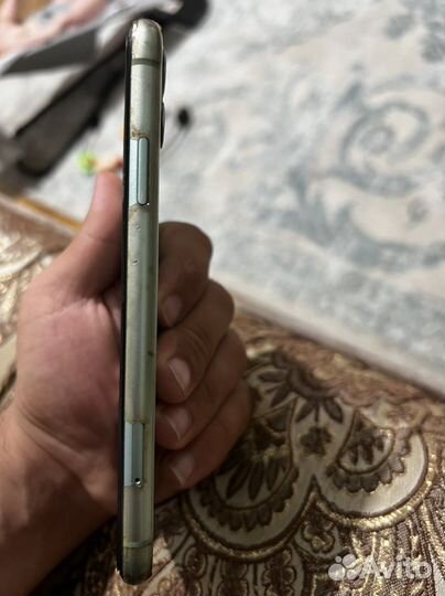 Мобильные телефоны бу iPhone 11