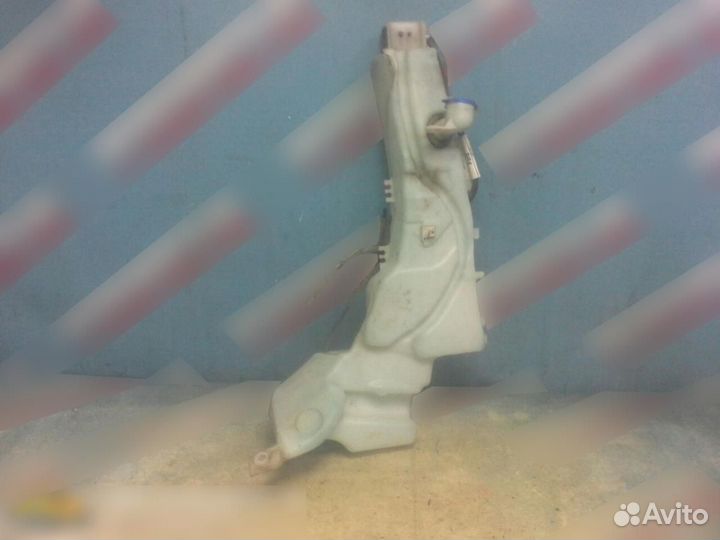 Бачок омывателя лобового стекла Ford Focus II 2005