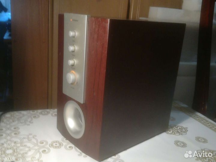 Усилитель - Сабауфер стерео +две колонки