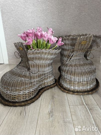 Кашпо -Башмак из ротанга