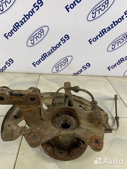 Кулак поворотный передний правый Renault Scenic 3