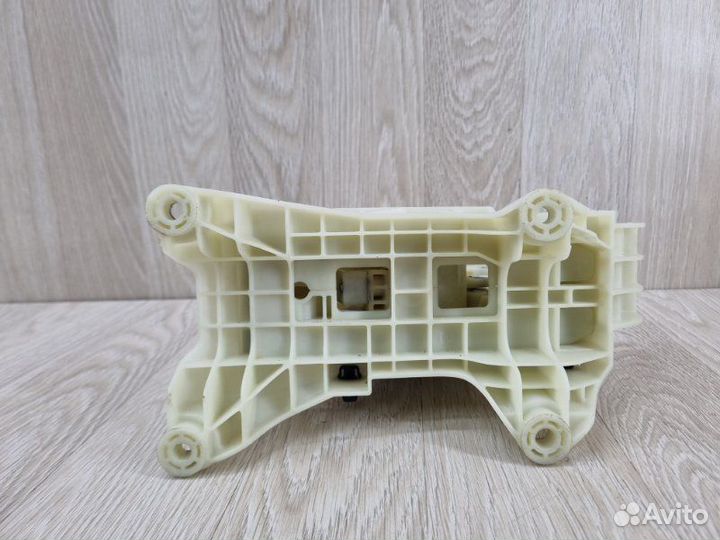 Селектор АКПП Hyundai Solaris 2