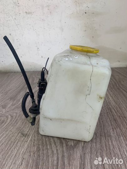 Бачок омывателя Opel Corsa C 2000-2009