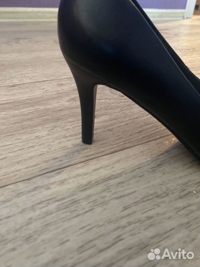 Туфли женские 38 размер новые
