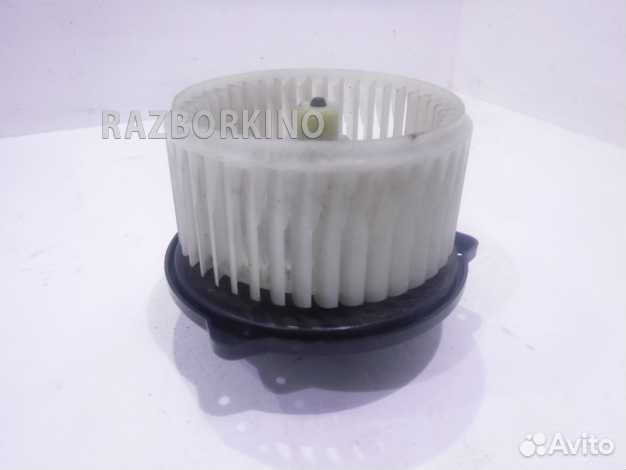 Моторчик печки Субару