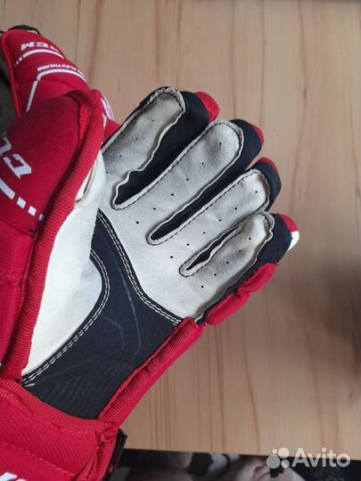 Краги HG9060 SR CCM tacks prot gloves RED/white