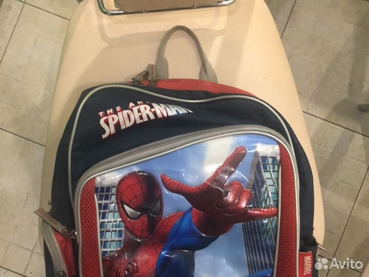 Рюкзак школьный для мальчика человек-паук Marvel