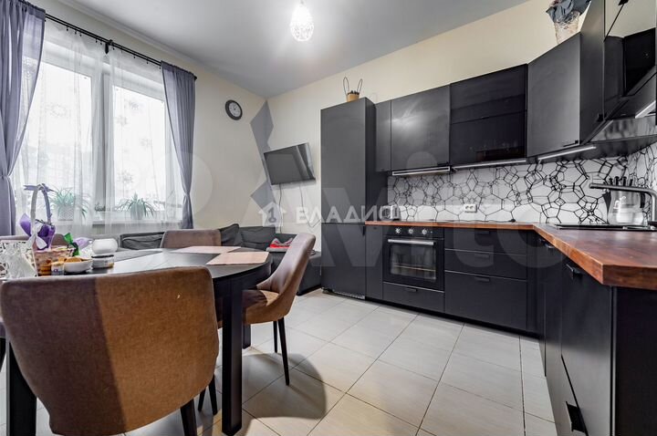 2-к. квартира, 67 м², 14/19 эт.