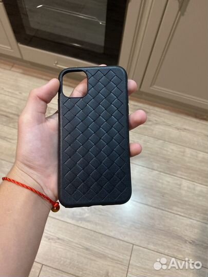 Чехол на айфон 11