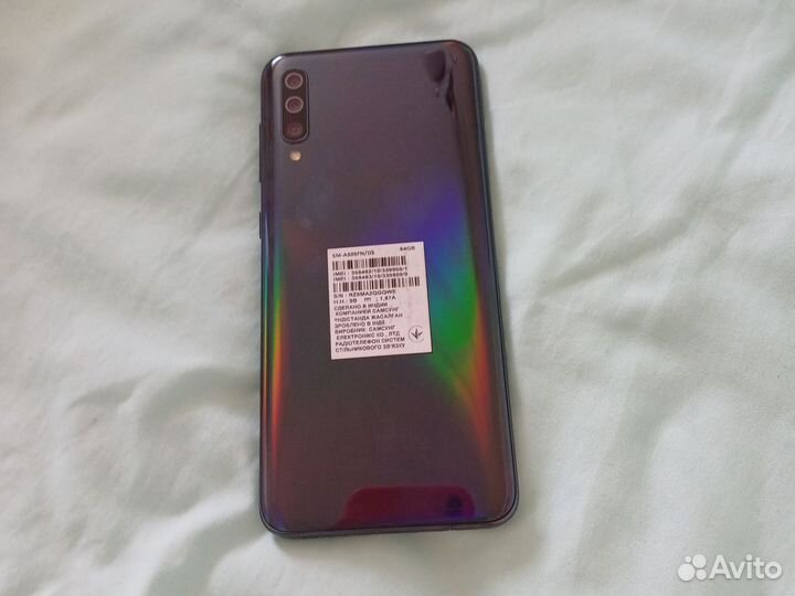Samsung Galaxy A50, 4/64 ГБ