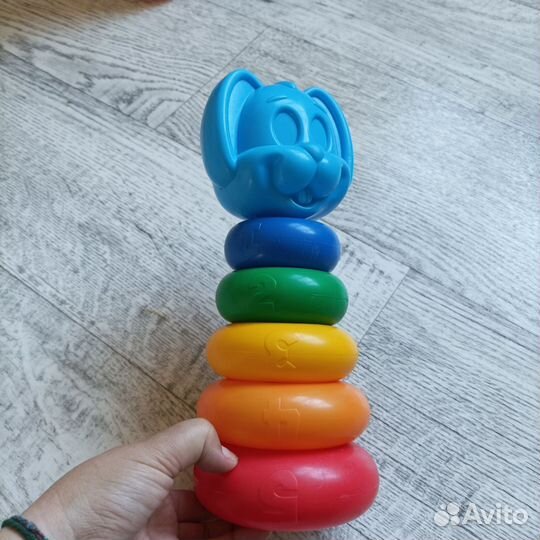 Неваляшка, пирамидка, юла