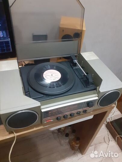 Проигрыватель пластинок вега 300 СССР