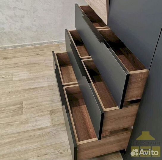 Угловой шкаф