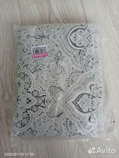 Новая простынь на резинке