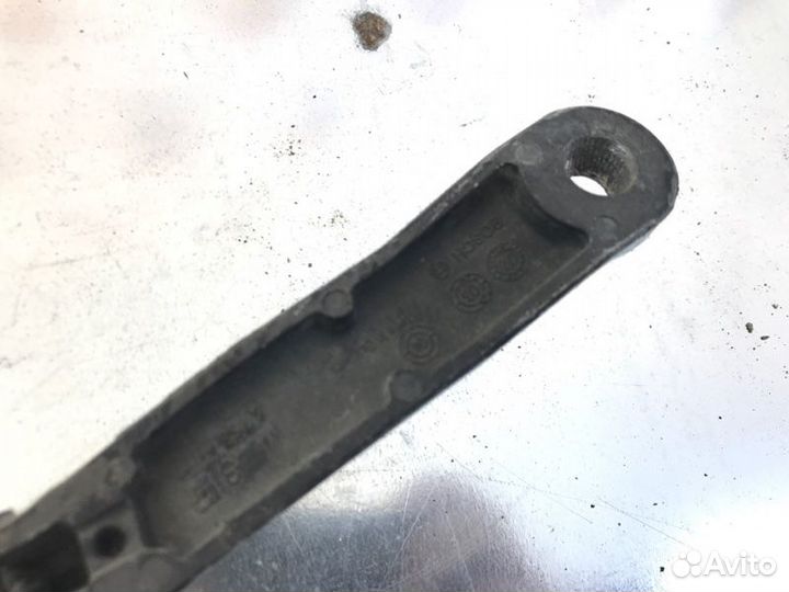 Поводок стеклоочистителя передний левый Peugeot