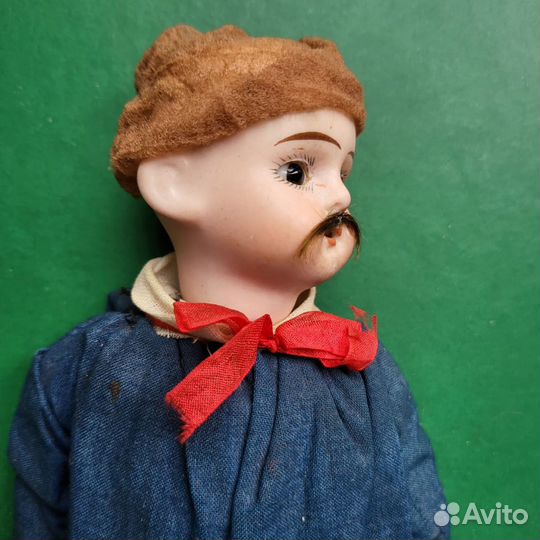 Антикварная фарфоровая кукла