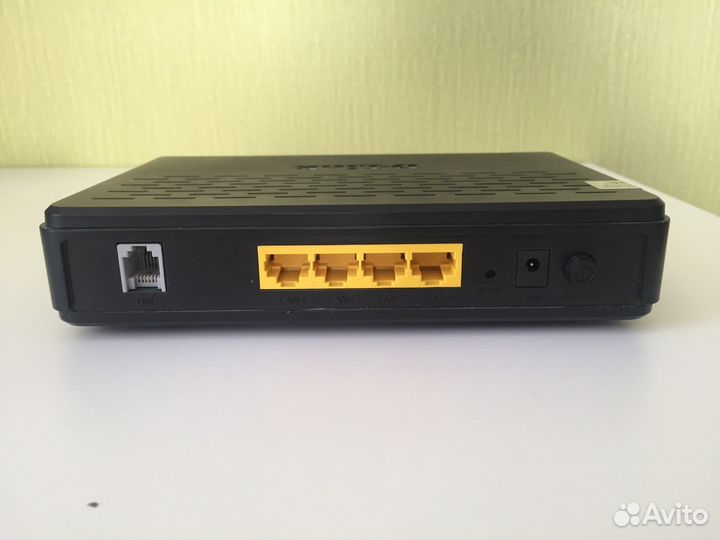 Модем D-Link DSL-2540U