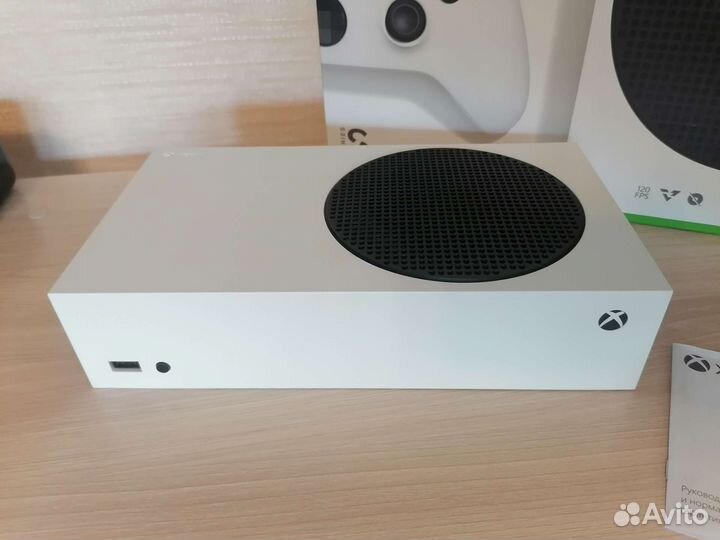 Xbox Series S +400 игр