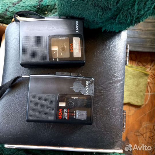 Кассетный магнитофон / диктофон sony