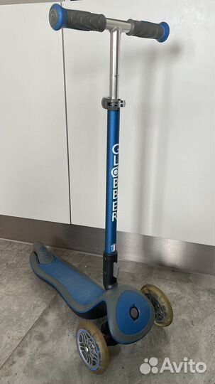 Самокат трехколесный Globber