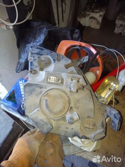 Фара на газель