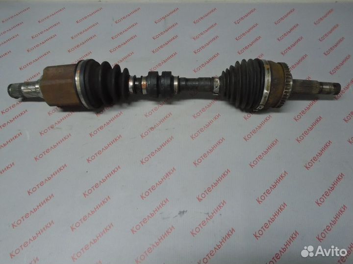Nissan 39101-AV911 Вал приводной левый