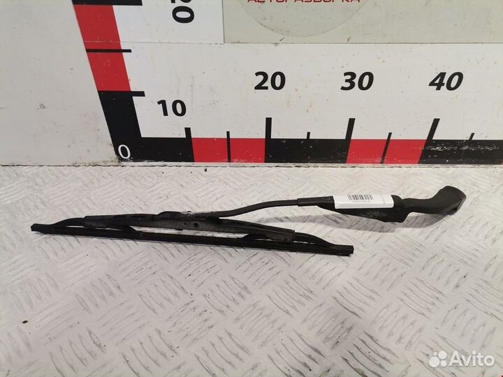 Щеткодержатель задний Kia Carens 1 (RS) 2005