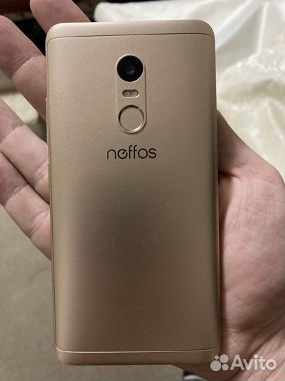 Смартфон TP-Link Neffos X1 Lite