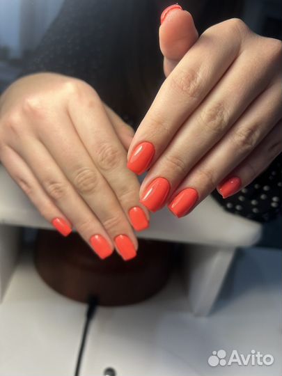 Мастер маникюра и педикюра, брови