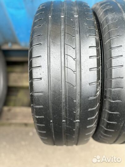 Goodyear EfficientGrip 195/60 R16 89H