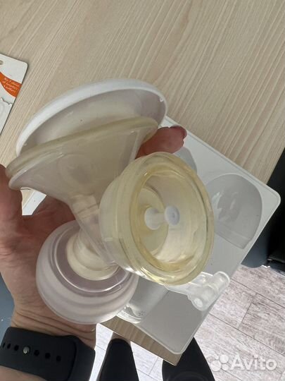 Накладки на грудь medela и молокоотсос advent
