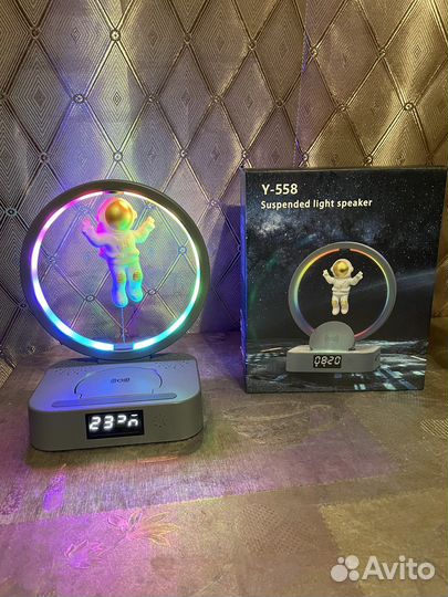 Ночник колонка беспроводная зарядка