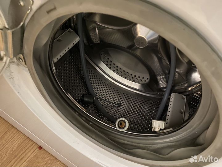 Стиральная машина на запчасти indesit